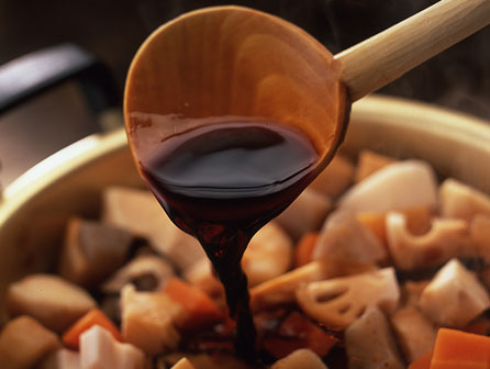 本物の天然醸造にしか出せない　
醤油のうまみをご家庭の食卓で！